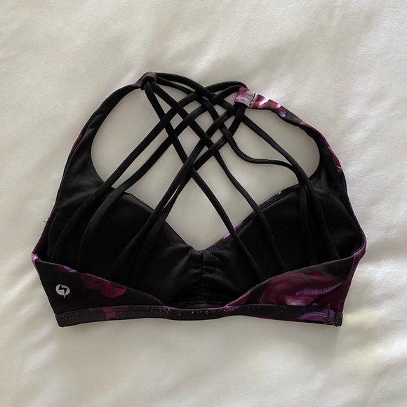 POPFLEX Active Heart Strings Bra in Dark Bloom - Picture 4 of 7